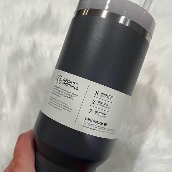 NWT Stanley The Quencher H2.0 FlowState Adventure Travel Tumbler CharcoaL 40 oz. - Picture 3 of 7